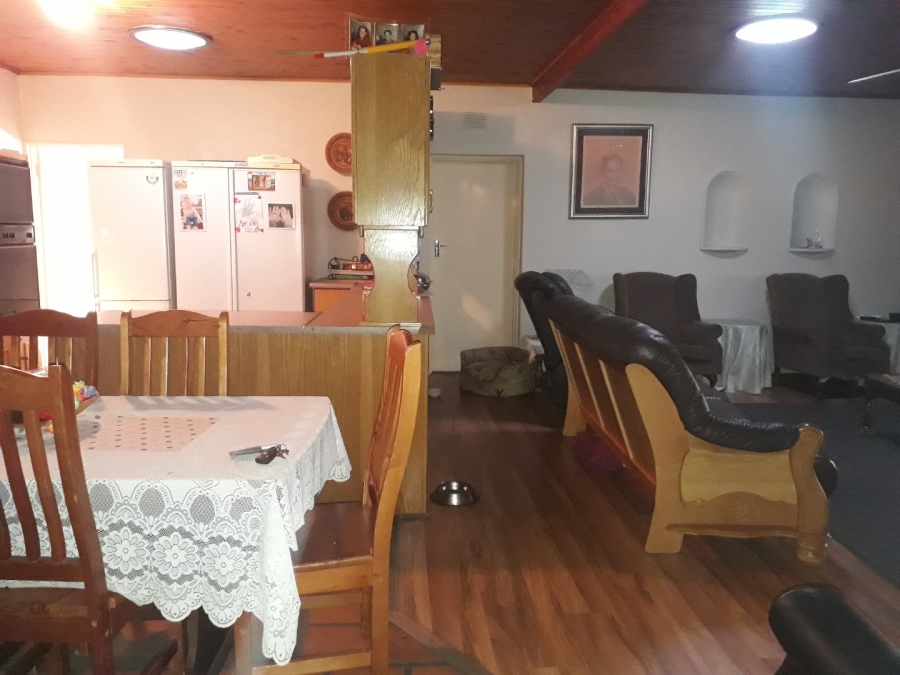 5 Bedroom Property for Sale in Sasolburg Free State